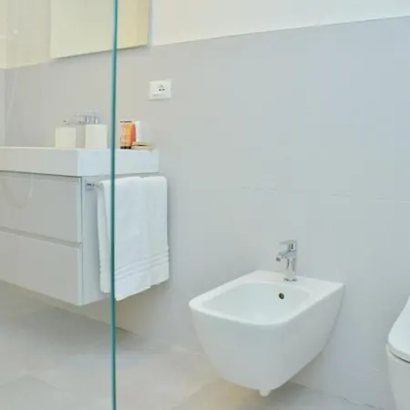 Stylish Beachfront Flat In With Pool Apartment Bibione