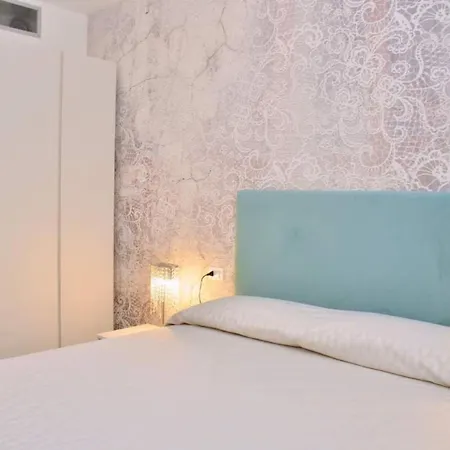 Stylish Beachfront Flat In With Pool Apartment Bibione